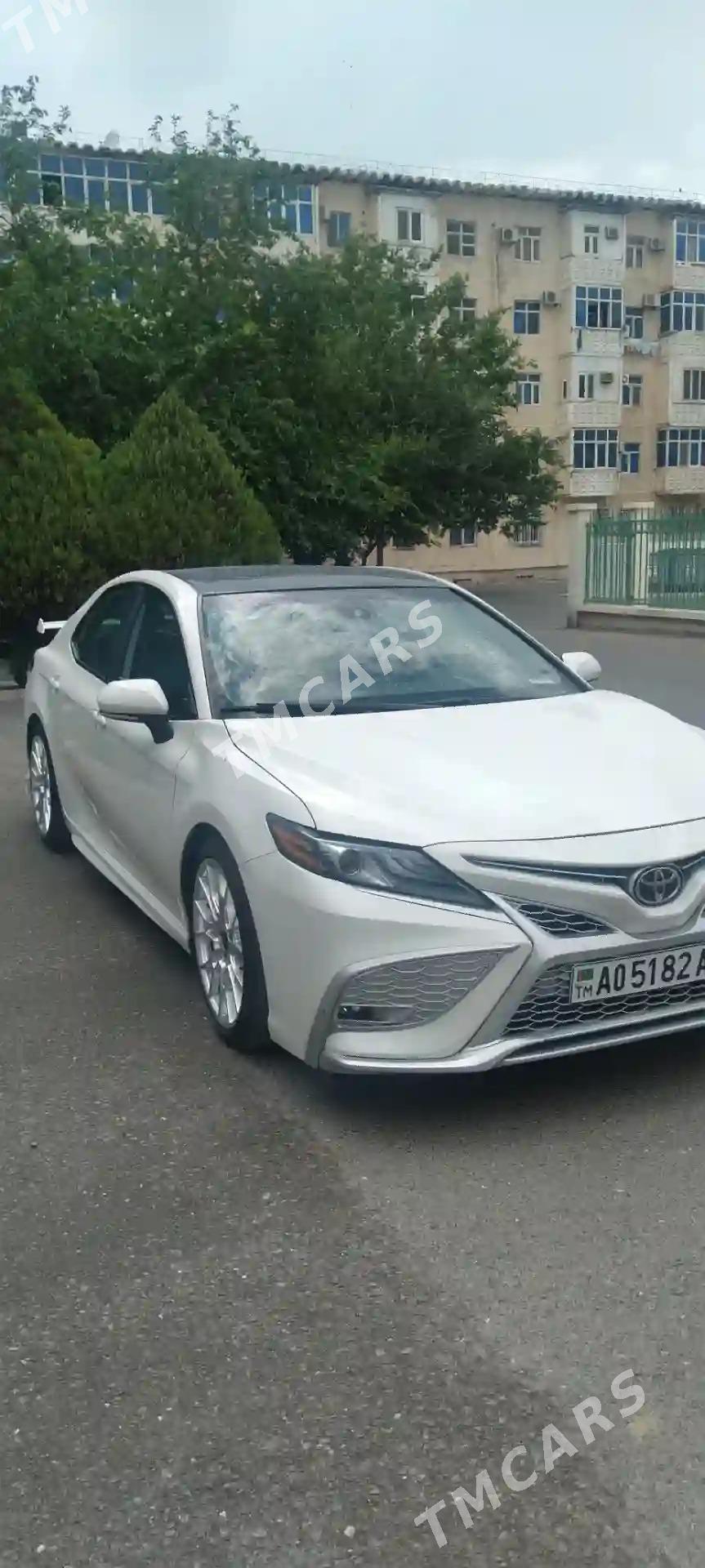 Toyota Camry 2022 - 355 000 TMT - Ашхабад - img 2