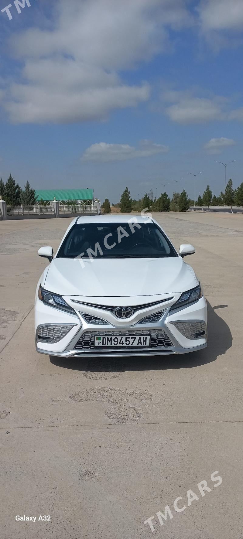 Toyota Camry 2021 - 295 000 TMT - Ашхабад - img 1