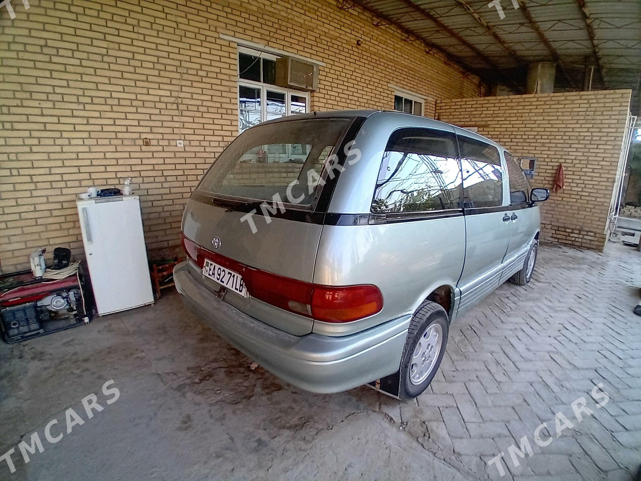 Toyota Previa 1992 - 65 000 TMT - Халач - img 8