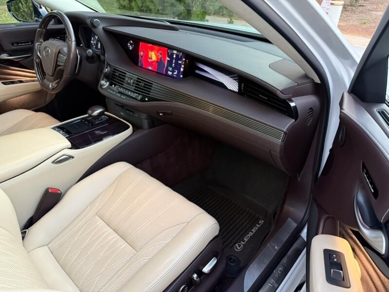 Lexus LS 500 2020 - 785 000 TMT - Aşgabat - img 9