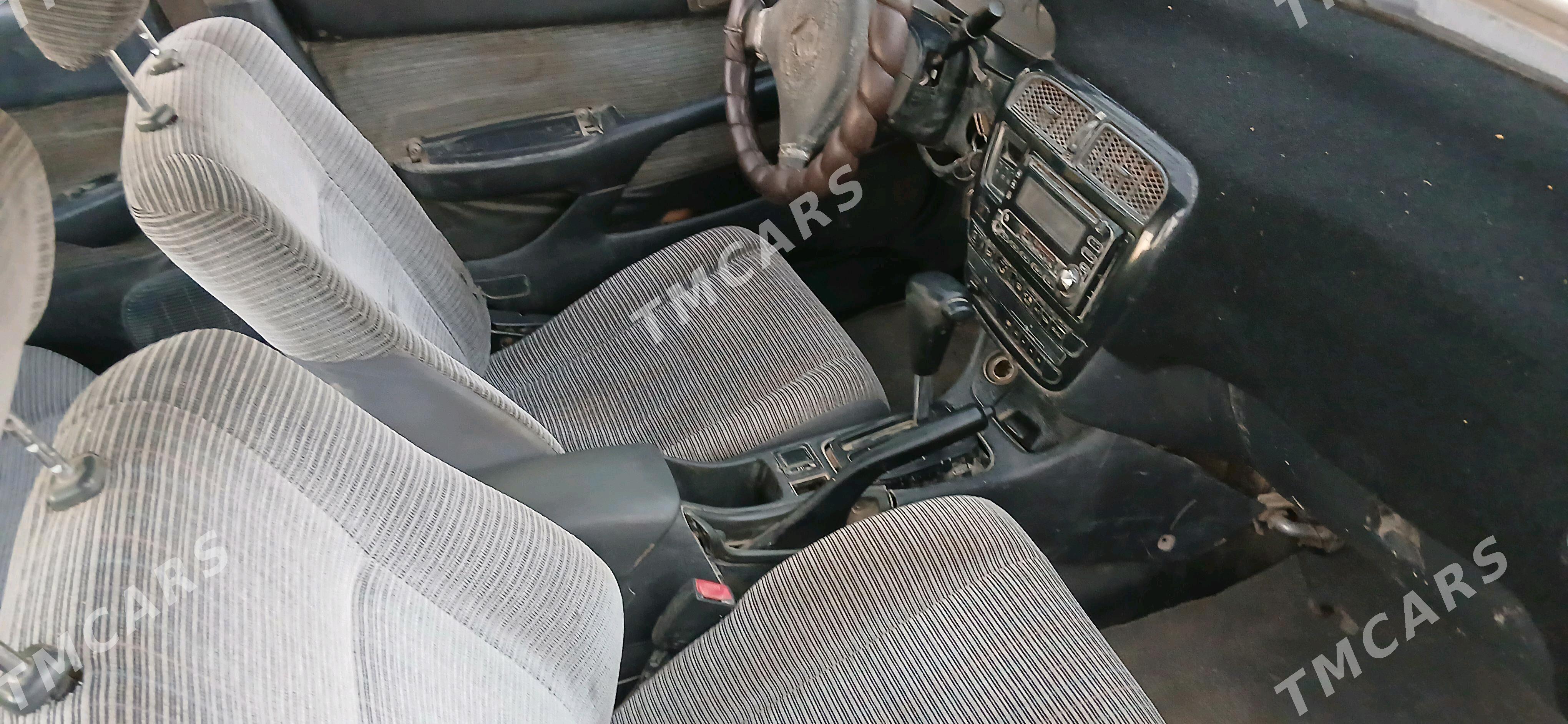 Toyota Carina 1993 - 35 000 TMT - Гурбансолтан Едже - img 2