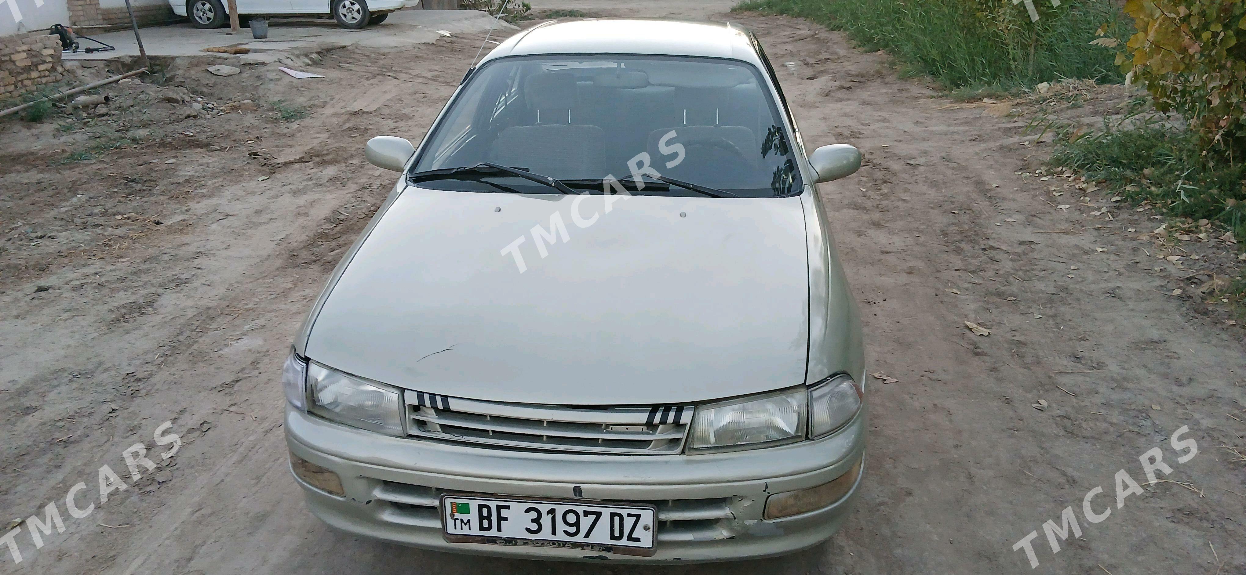 Toyota Carina 1993 - 35 000 TMT - Гурбансолтан Едже - img 4