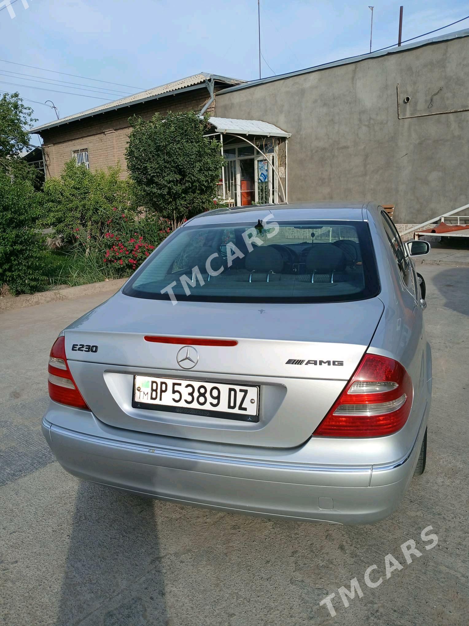 Mercedes-Benz 230E 2003 - 130 000 TMT - Дашогуз - img 6