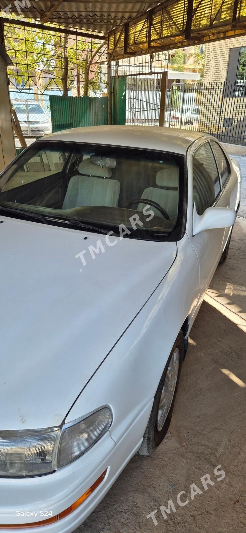 Toyota Camry 1994 - 90 000 TMT - Mary - img 3