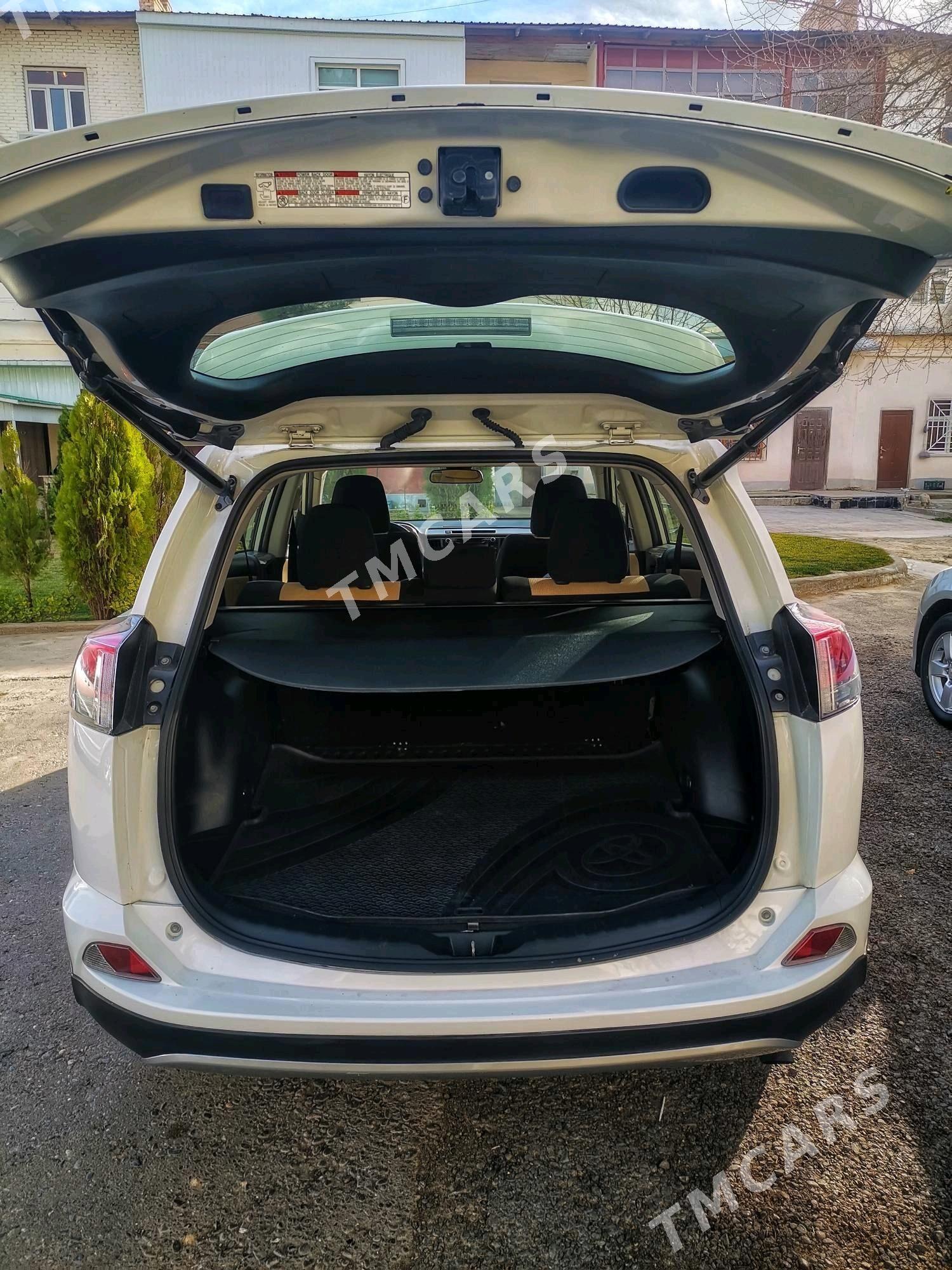 Toyota RAV4 2018 - 300 000 TMT - 30 mkr - img 10