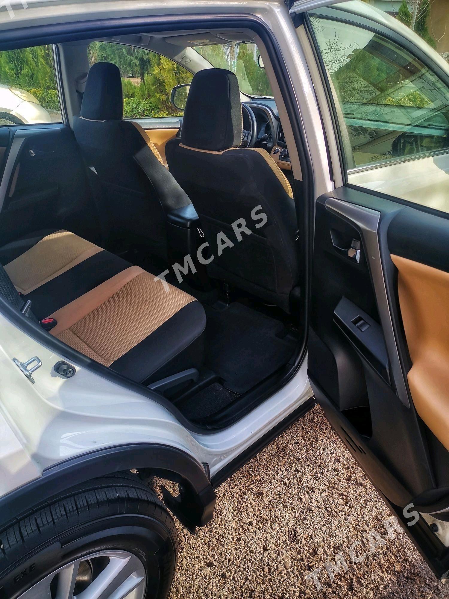Toyota RAV4 2018 - 300 000 TMT - 30 mkr - img 9