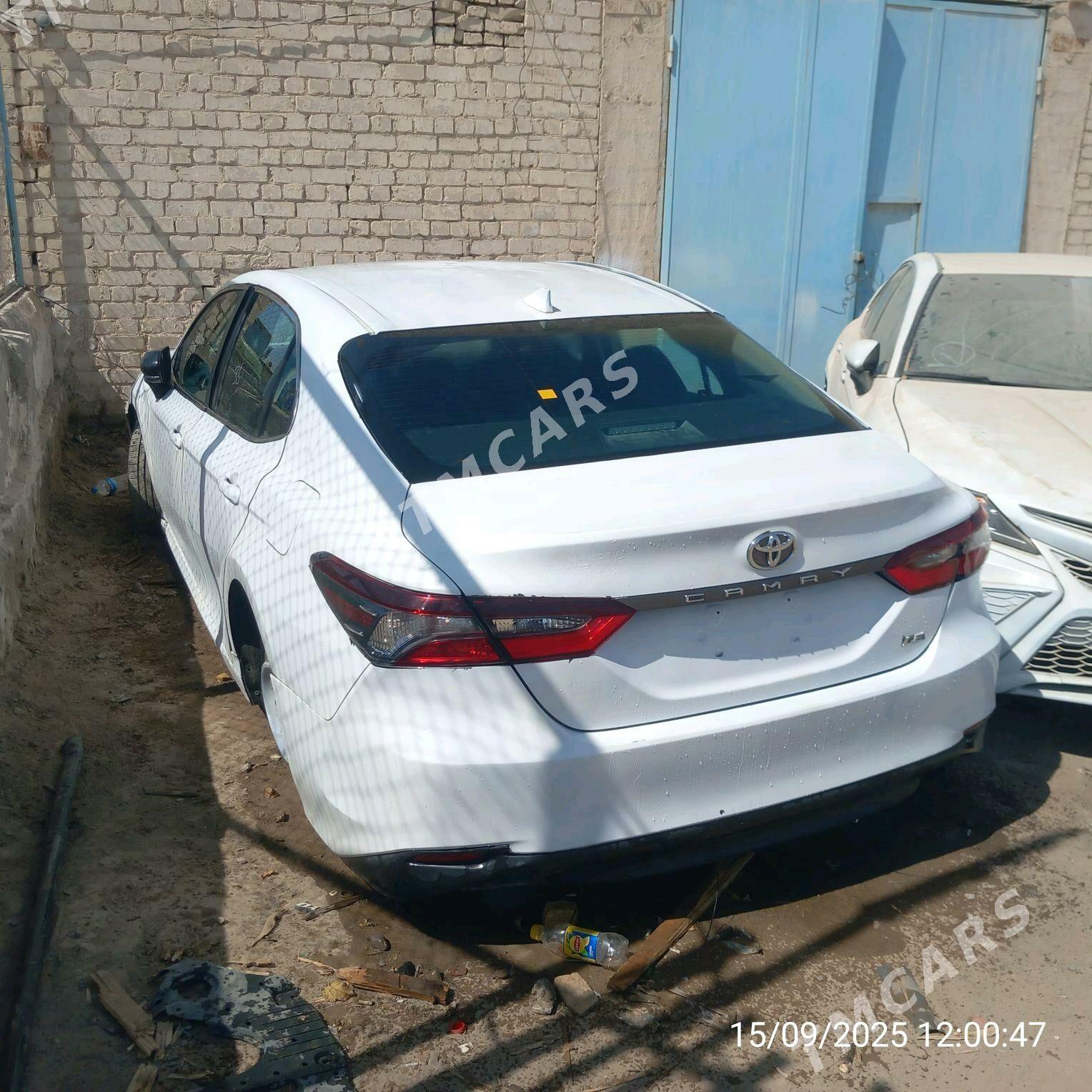 Toyota Camry 2021 - 240 000 TMT - Мары - img 4