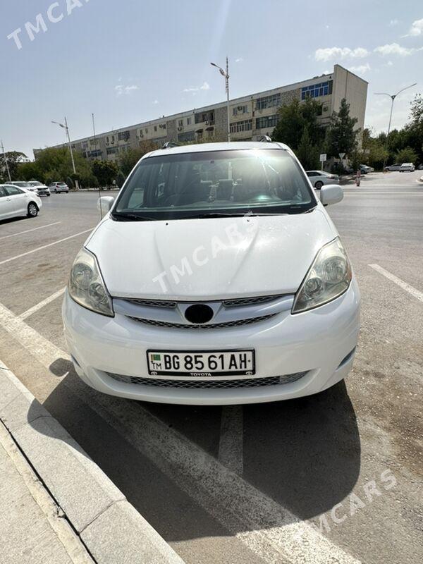 Toyota Sienna 2008 - 195 000 TMT - Aşgabat - img 2