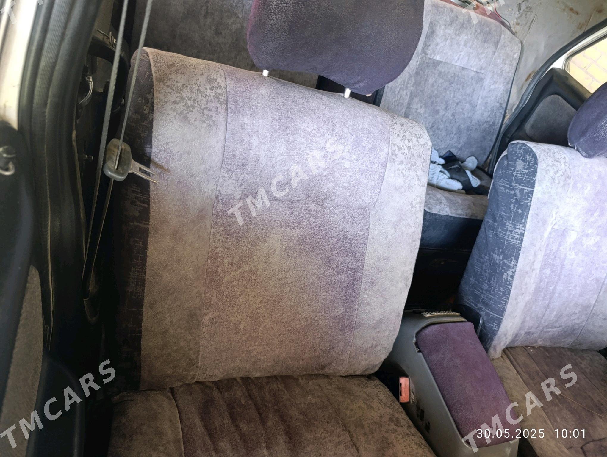 Gaz 24 1991 - 12 000 TMT - Dänew - img 2