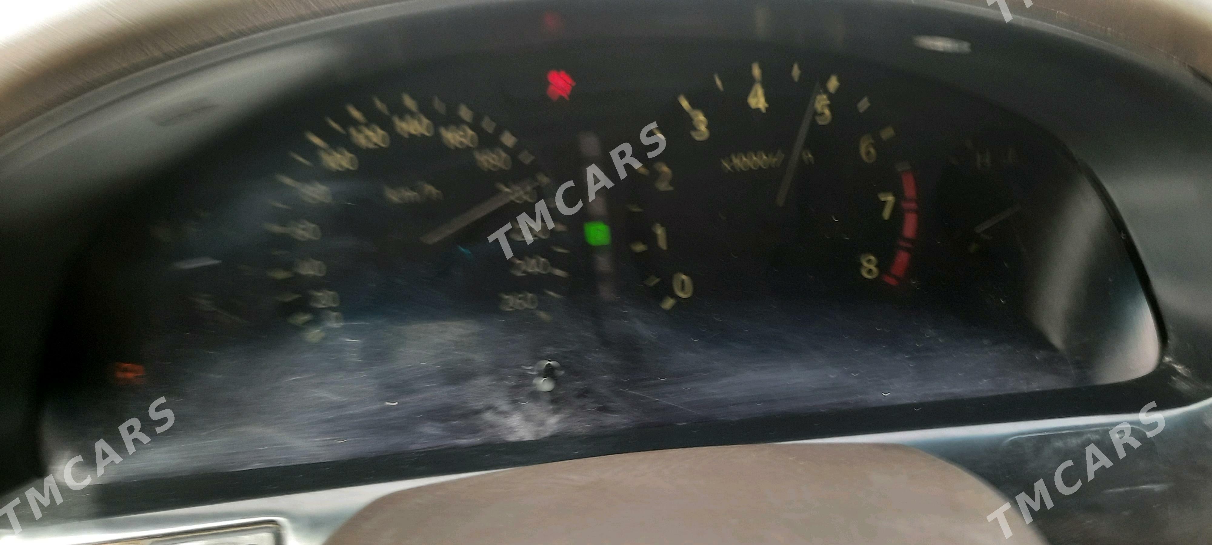 Nissan Maxima 2002 - 75 000 TMT - Теджен - img 5