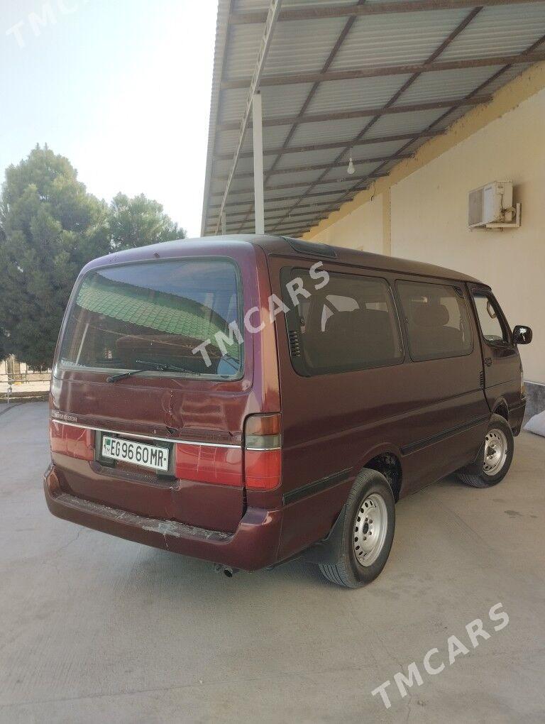 Toyota Hiace 1992 - 50 000 TMT - Мары - img 2