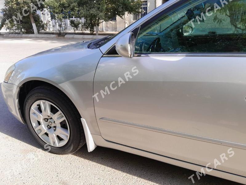 Nissan Altima 2005 - 90 000 TMT - Анев - img 6