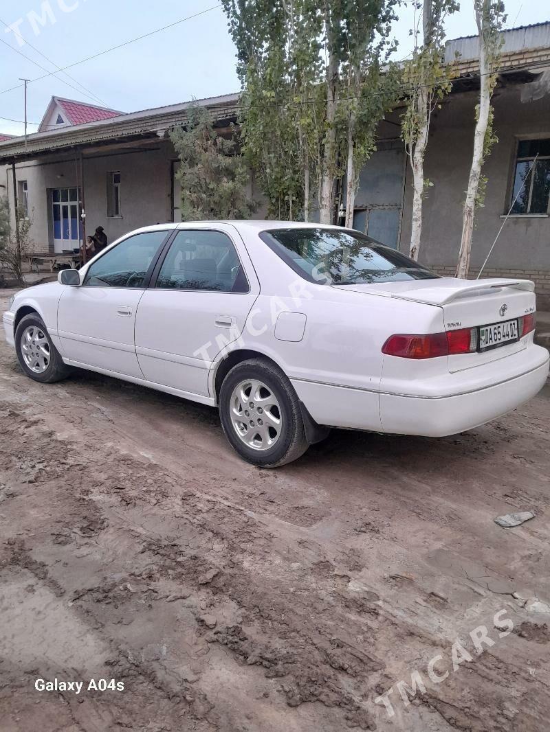 Toyota Camry 2000 - 155 000 TMT - Кёнеургенч - img 2