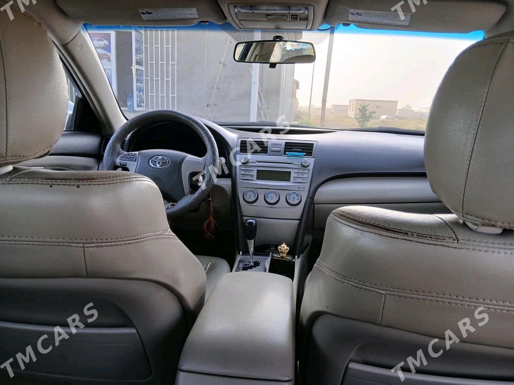 Toyota Camry 2011 - 210 000 TMT - Gökdepe - img 7