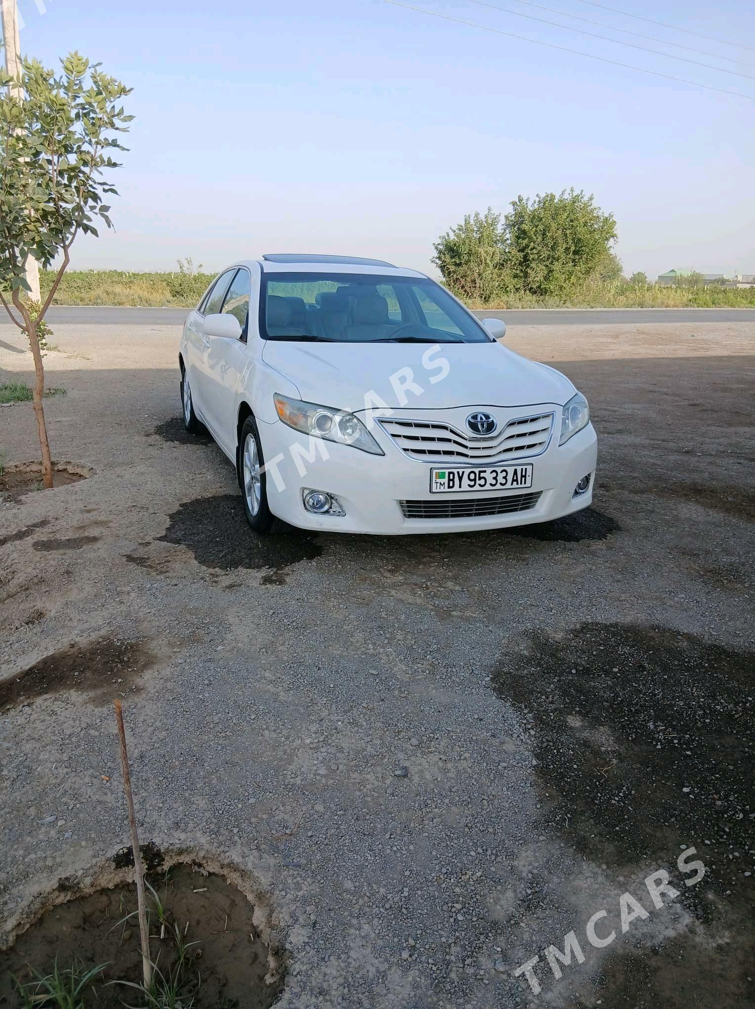 Toyota Camry 2011 - 210 000 TMT - Gökdepe - img 3