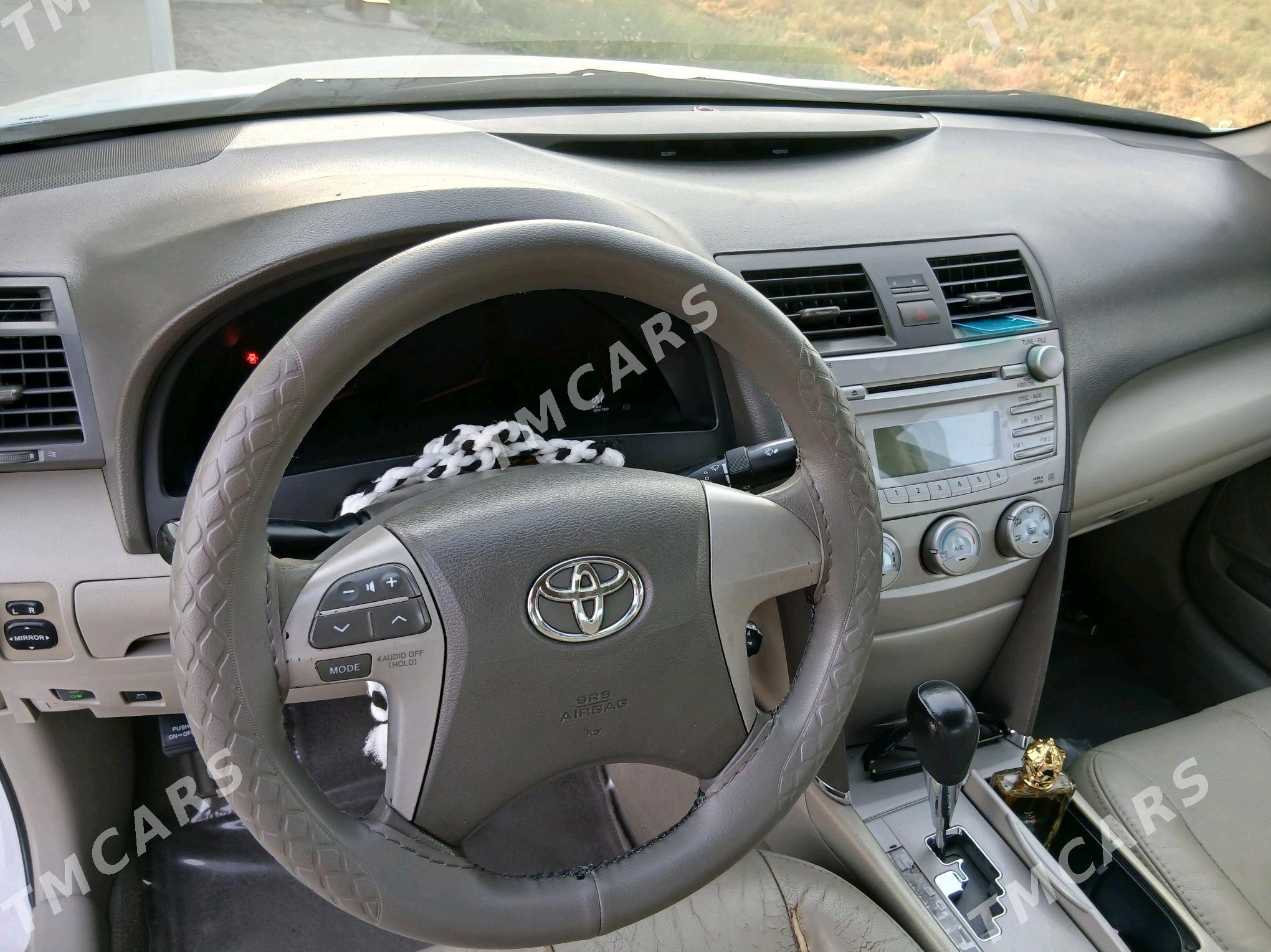 Toyota Camry 2011 - 210 000 TMT - Gökdepe - img 6