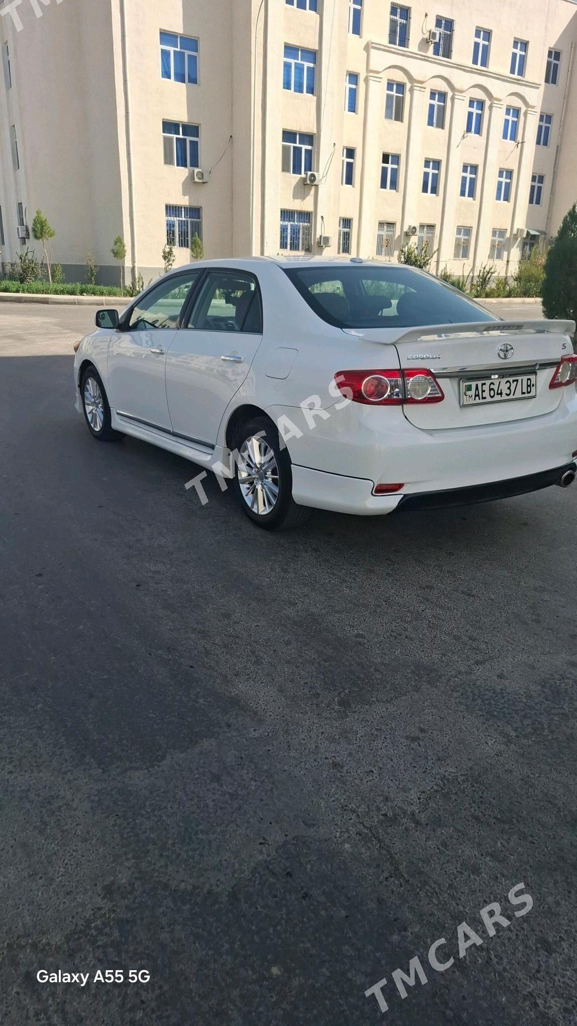 Toyota Corolla 2013 - 180 000 TMT - Туркменабат - img 3