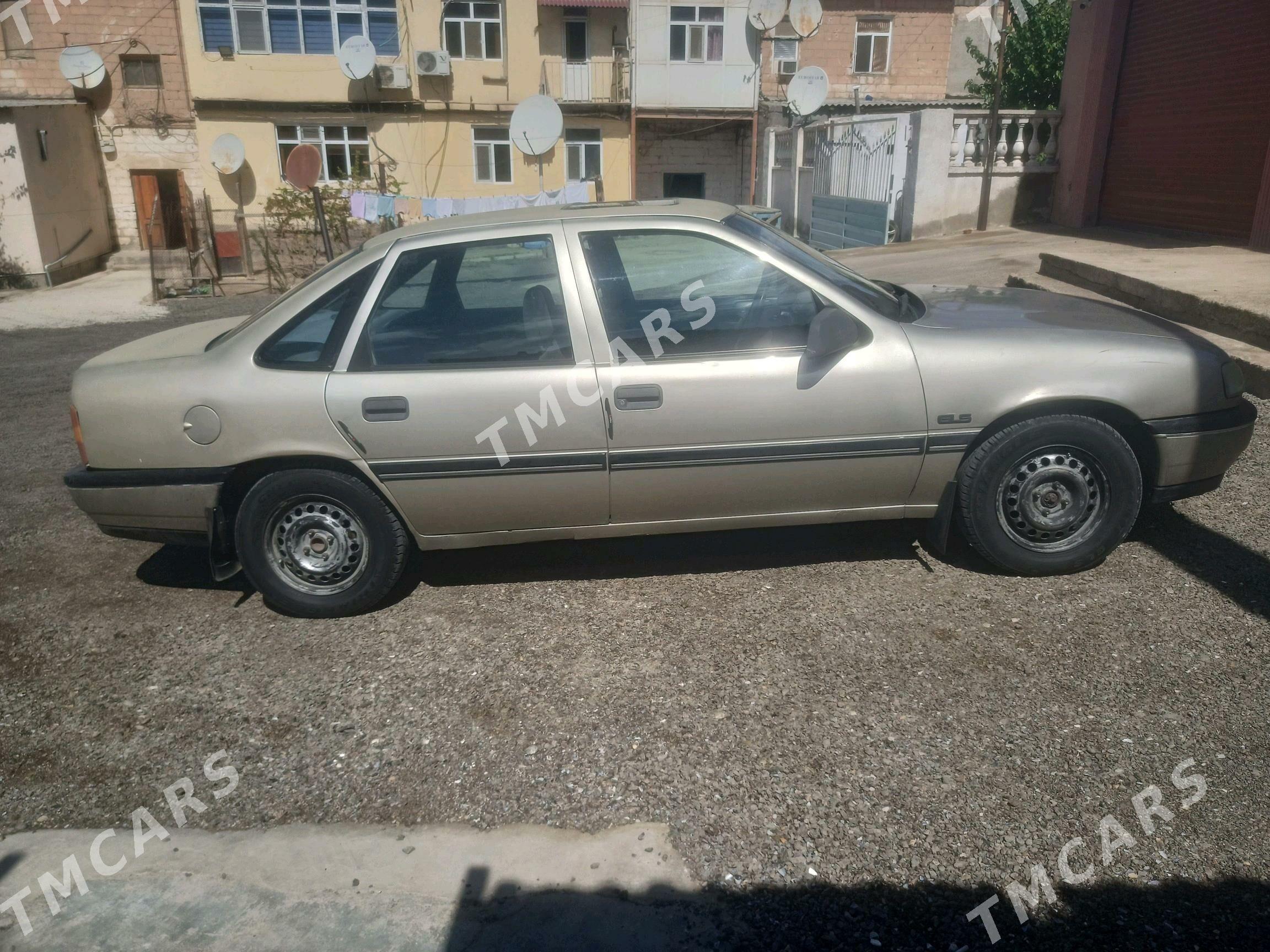 Opel Vectra 1989 - 35 000 TMT - Türkmenbaşy - img 3