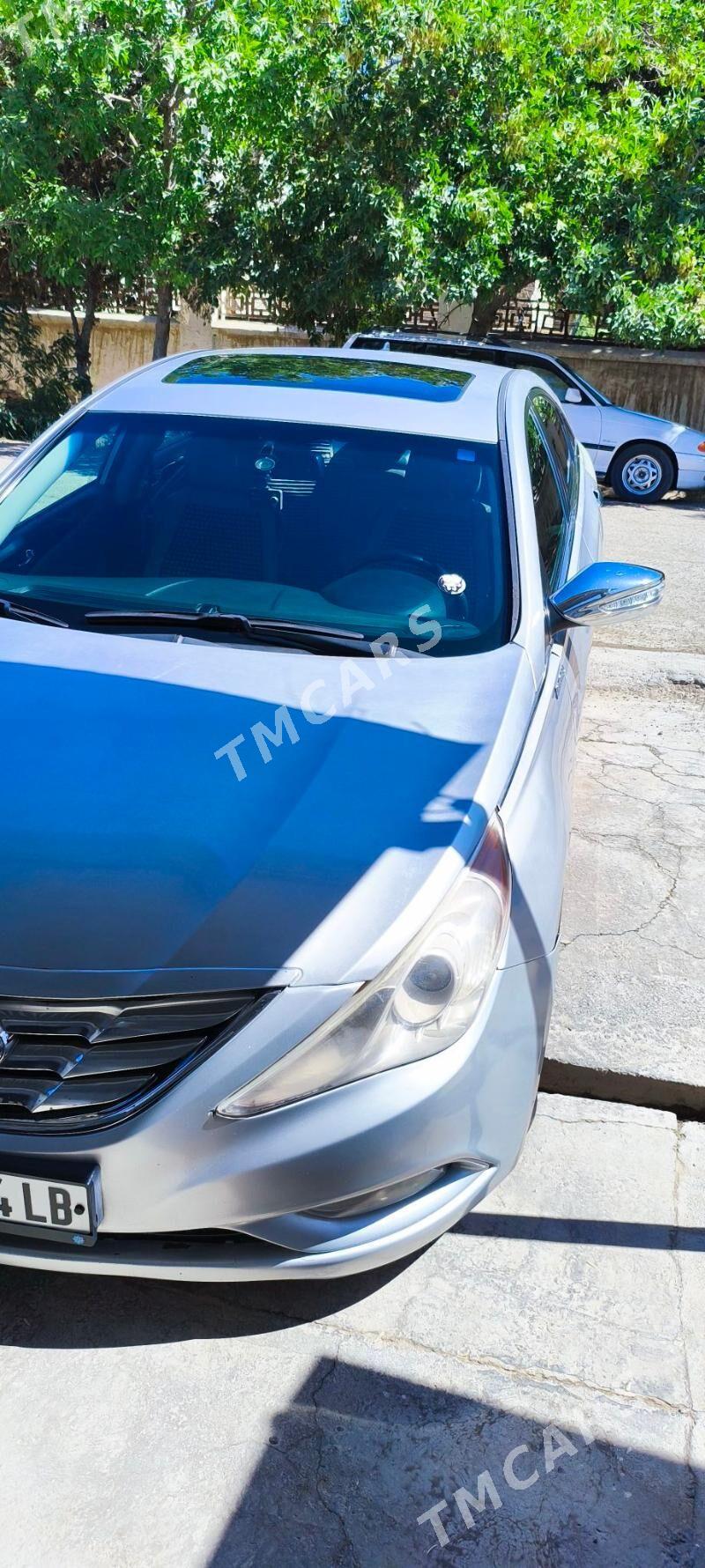 Hyundai Sonata 2013 - 155 000 TMT - Дянев - img 2