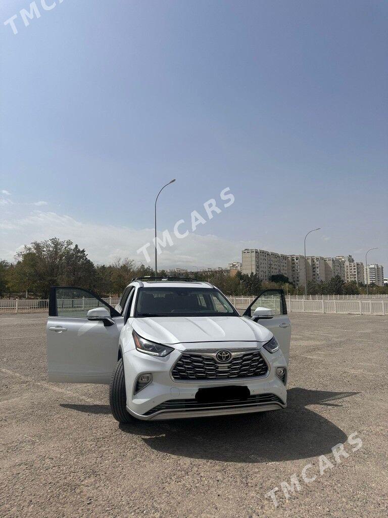Toyota Highlander 2022 - 600 000 TMT - Aşgabat - img 8