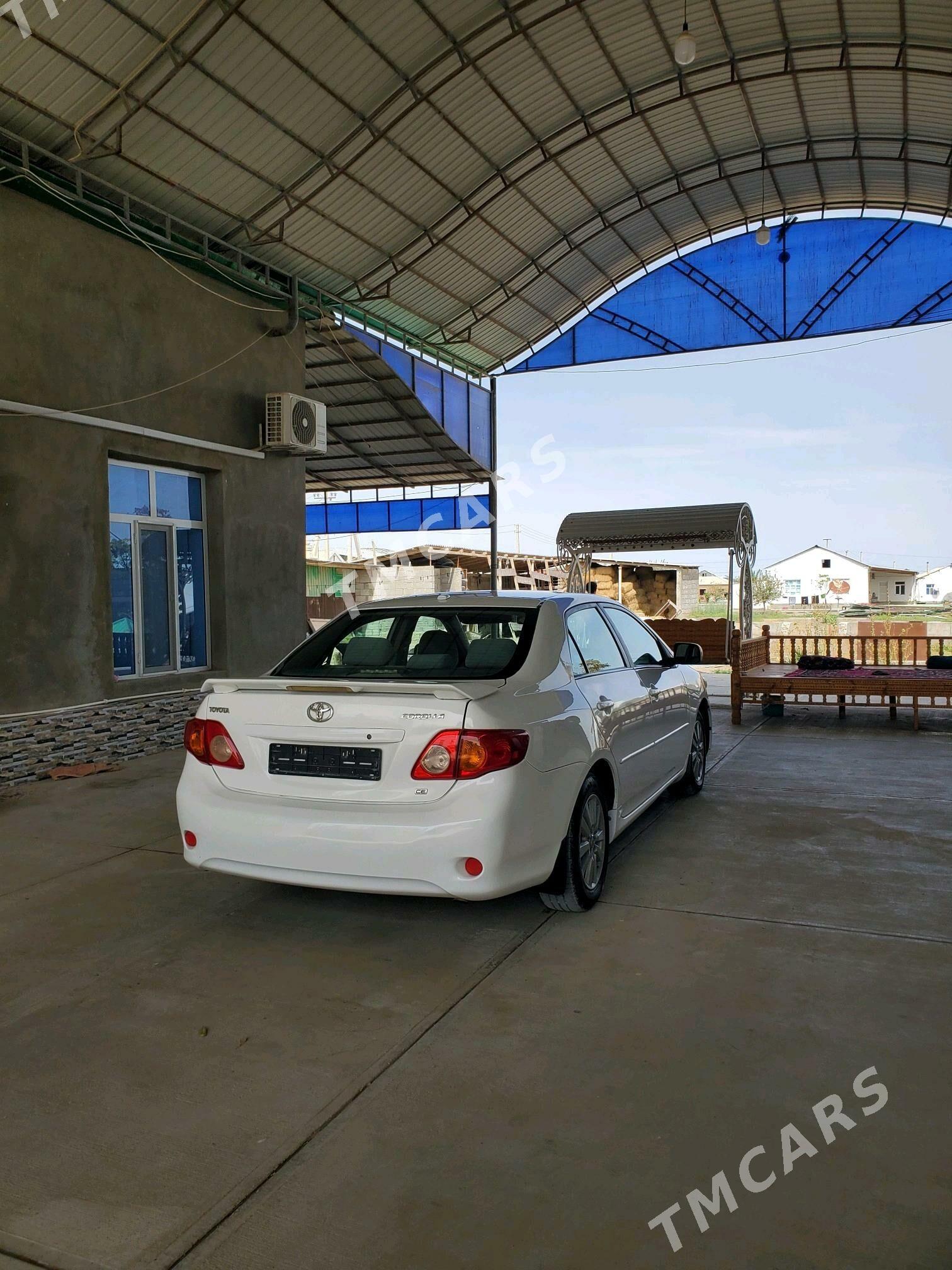 Toyota Corolla 2010 - 142 000 TMT - Гёкдепе - img 3