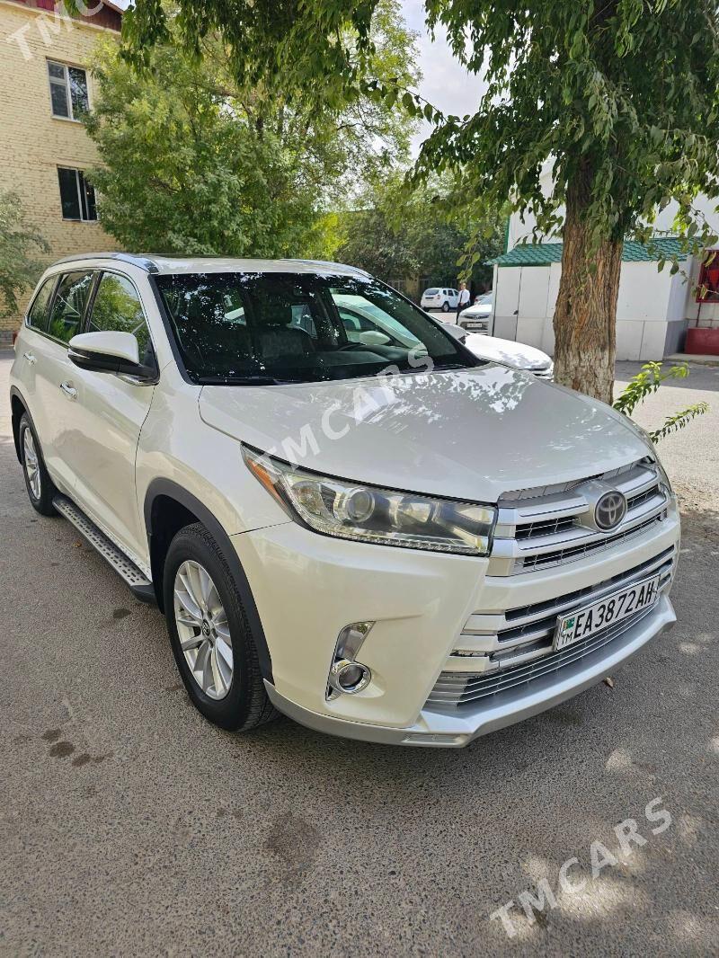 Toyota Highlander 2018 - 355 000 TMT - Aşgabat - img 6