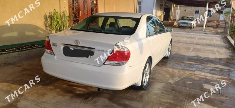 Toyota Camry 2005 - 182 000 TMT - Mary - img 2