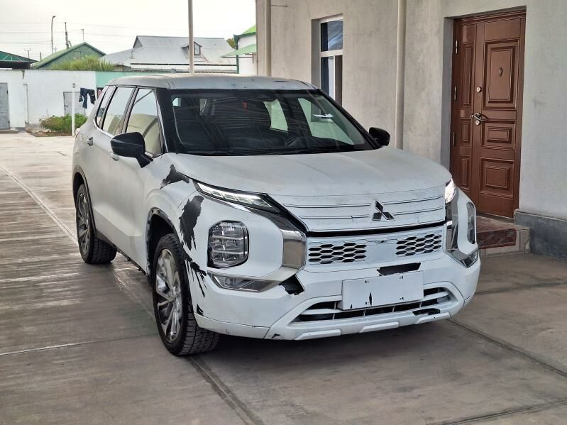Mitsubishi Outlander 2021 - 285 000 TMT - Aşgabat - img 2