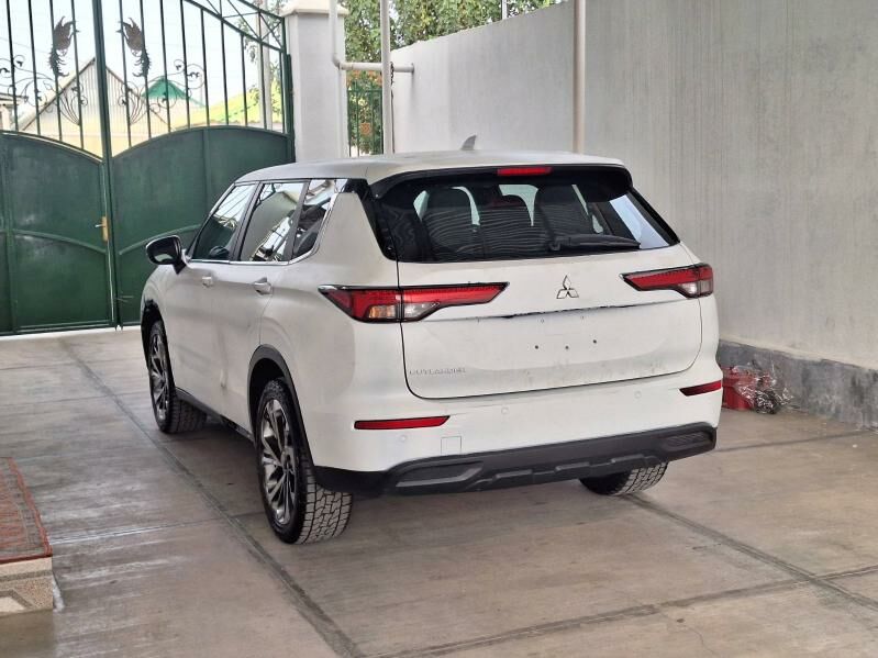 Mitsubishi Outlander 2021 - 285 000 TMT - Aşgabat - img 4