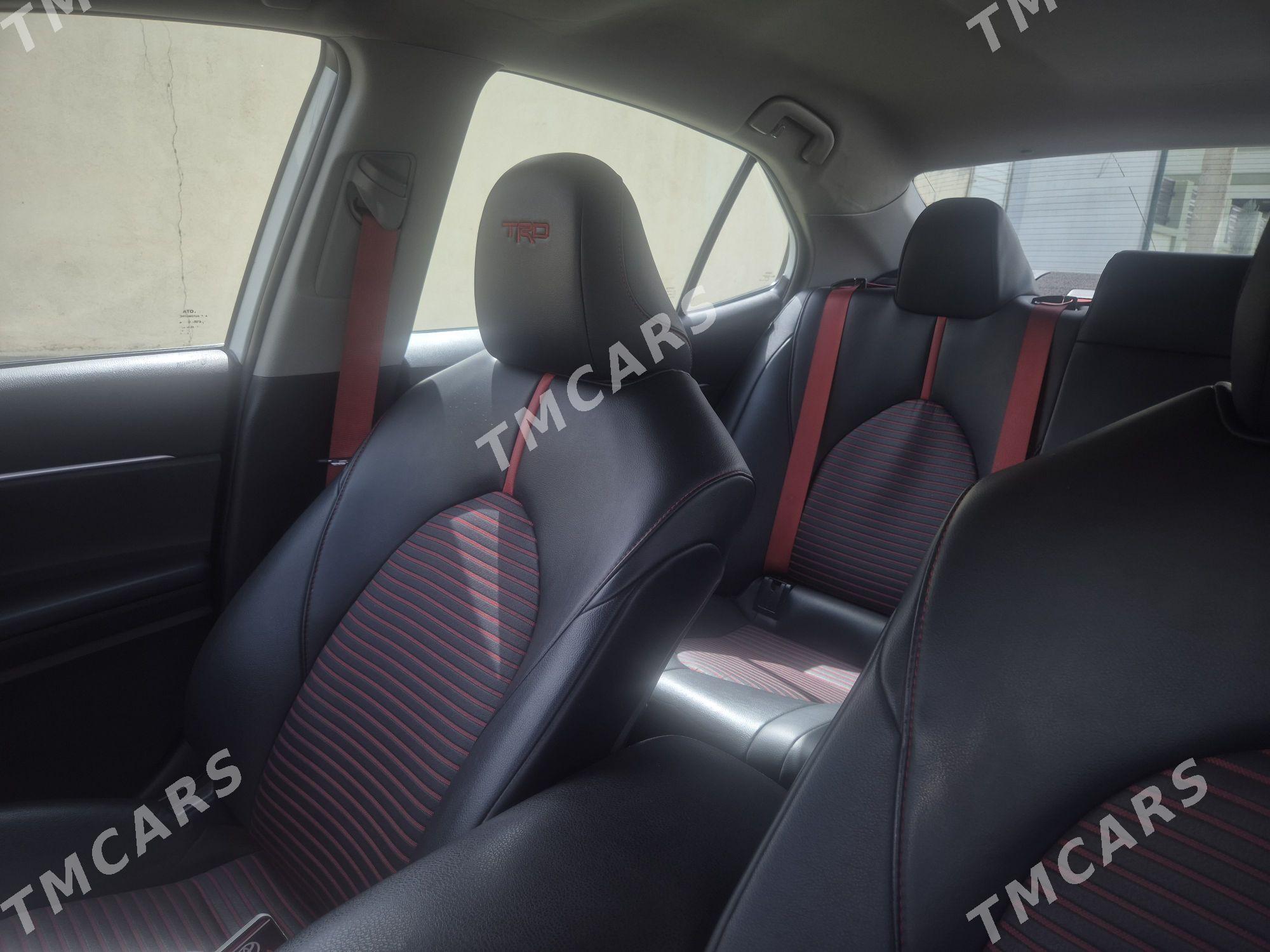Toyota Camry 2020 - 360 000 TMT - Aşgabat - img 8