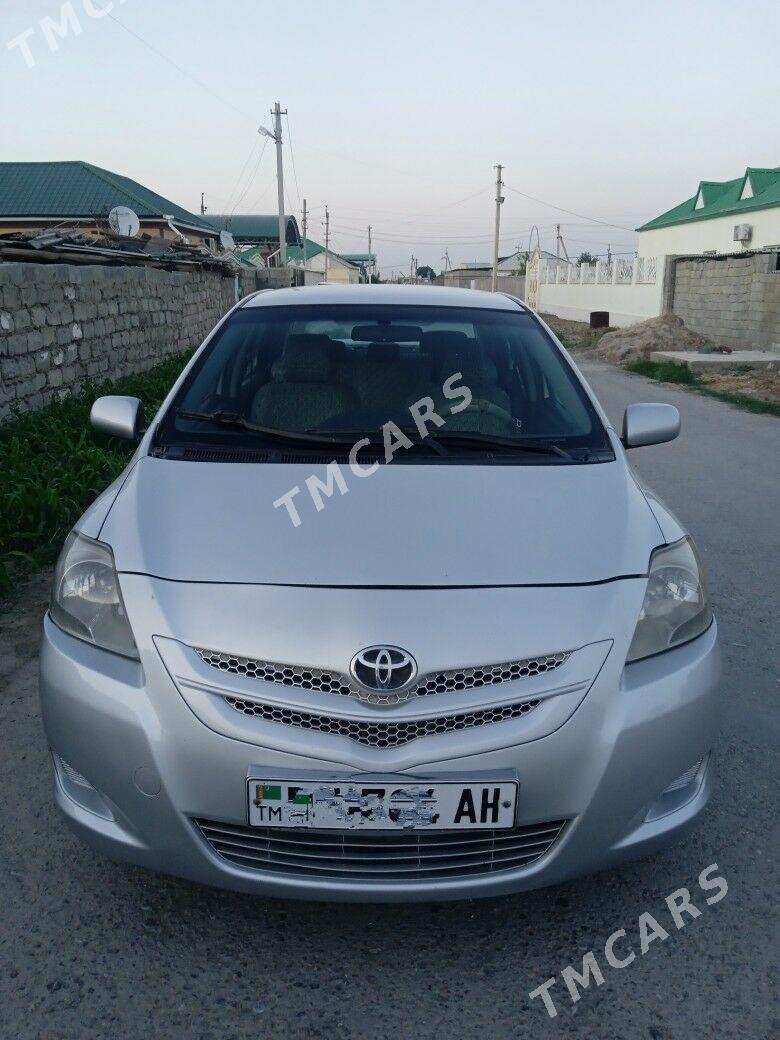 Toyota Yaris 2006 - 85 000 TMT - Кака - img 3