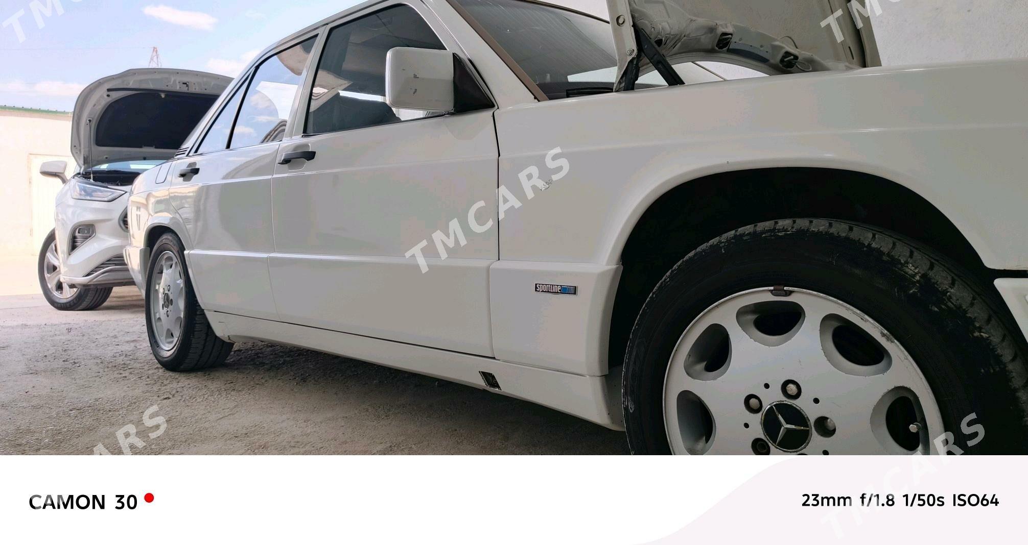 Mercedes-Benz 190E 1992 - 30 000 TMT - Теджен - img 4