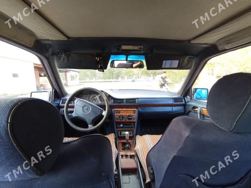 Mercedes-Benz E280 1993 - 35 000 TMT - Köneürgenç - img 2