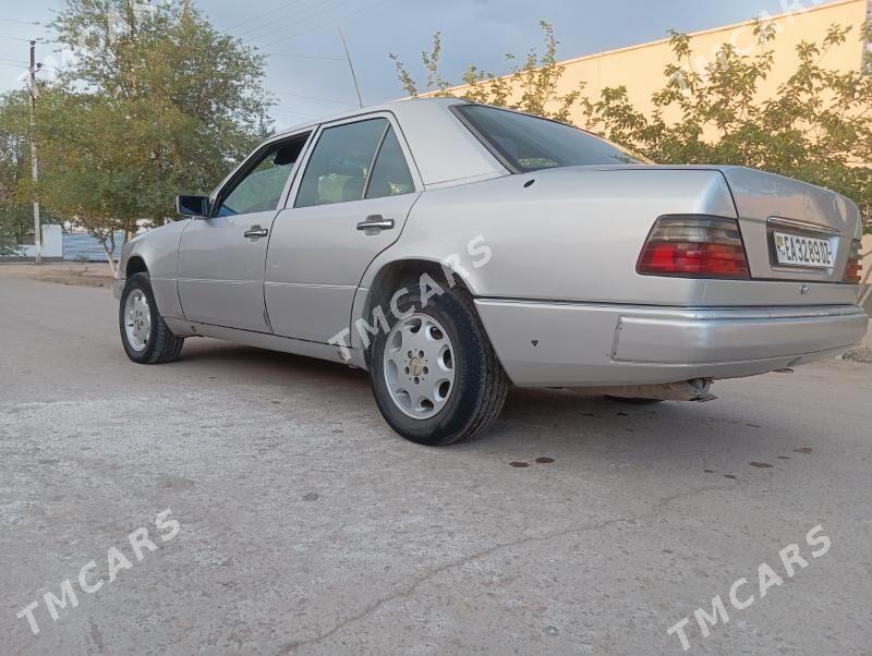 Mercedes-Benz E280 1993 - 35 000 TMT - Köneürgenç - img 5