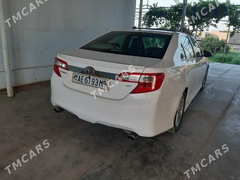 Toyota Camry 2013 - 210 000 TMT - Baýramaly - img 3