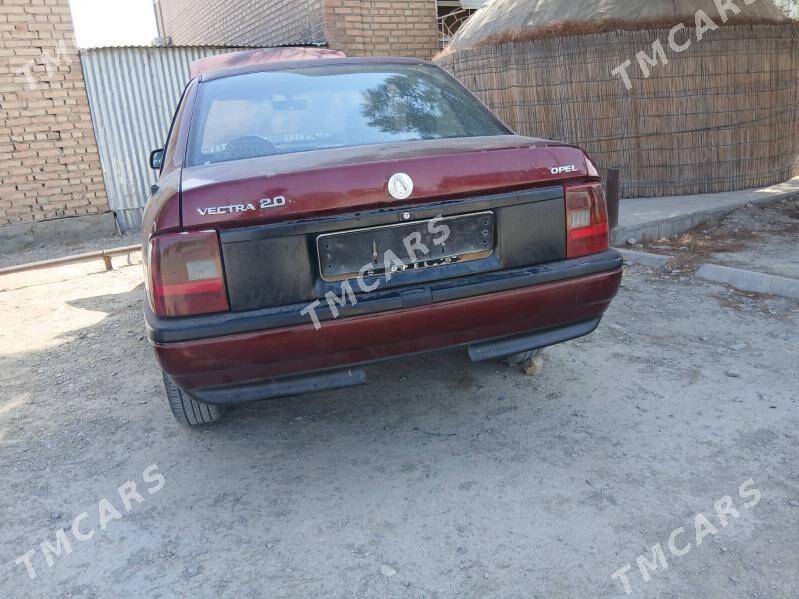 Opel Vectra 1990 - 15 000 TMT - Bäherden - img 3