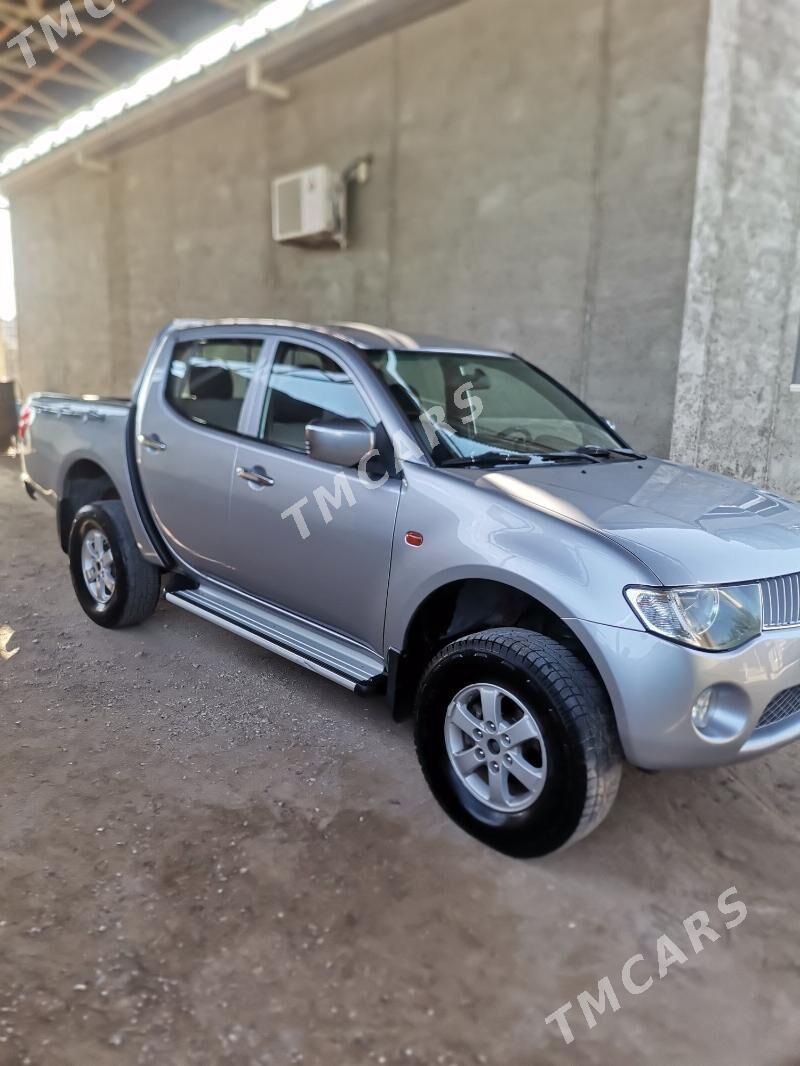 Mitsubishi L200 2008 - 190 000 TMT - Jebel - img 3