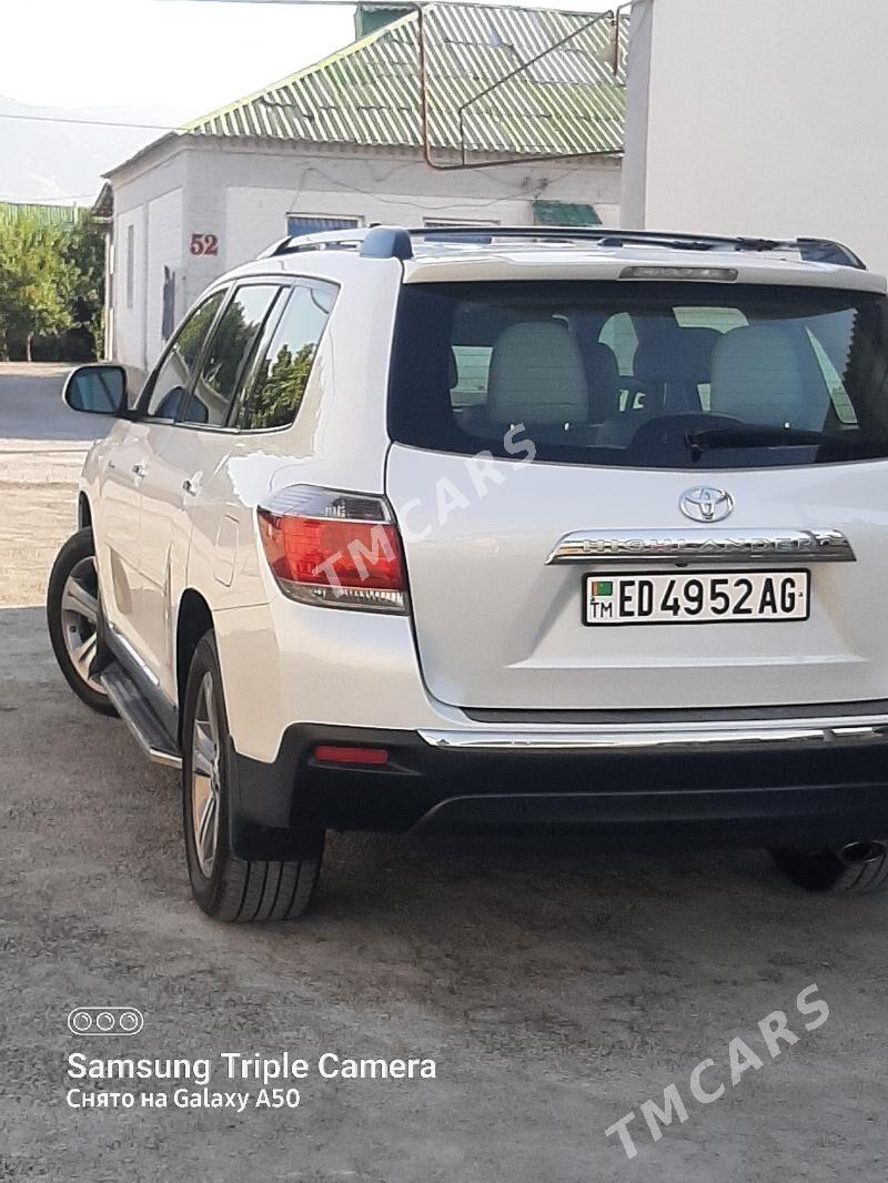 Toyota Highlander 2011 - 417 000 TMT - Ашхабад - img 2