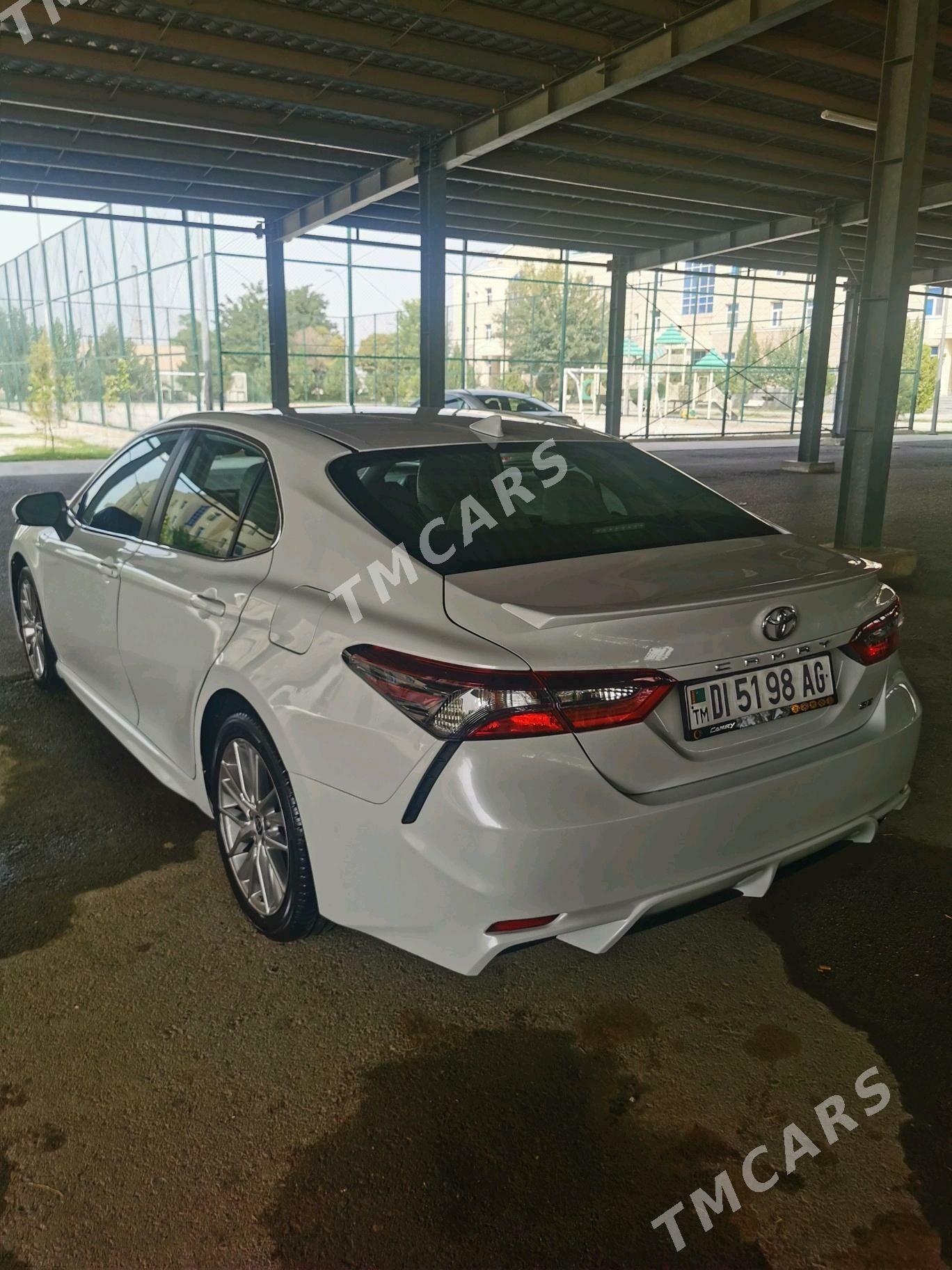 Toyota Camry 2022 - 305 000 TMT - Ашхабад - img 3