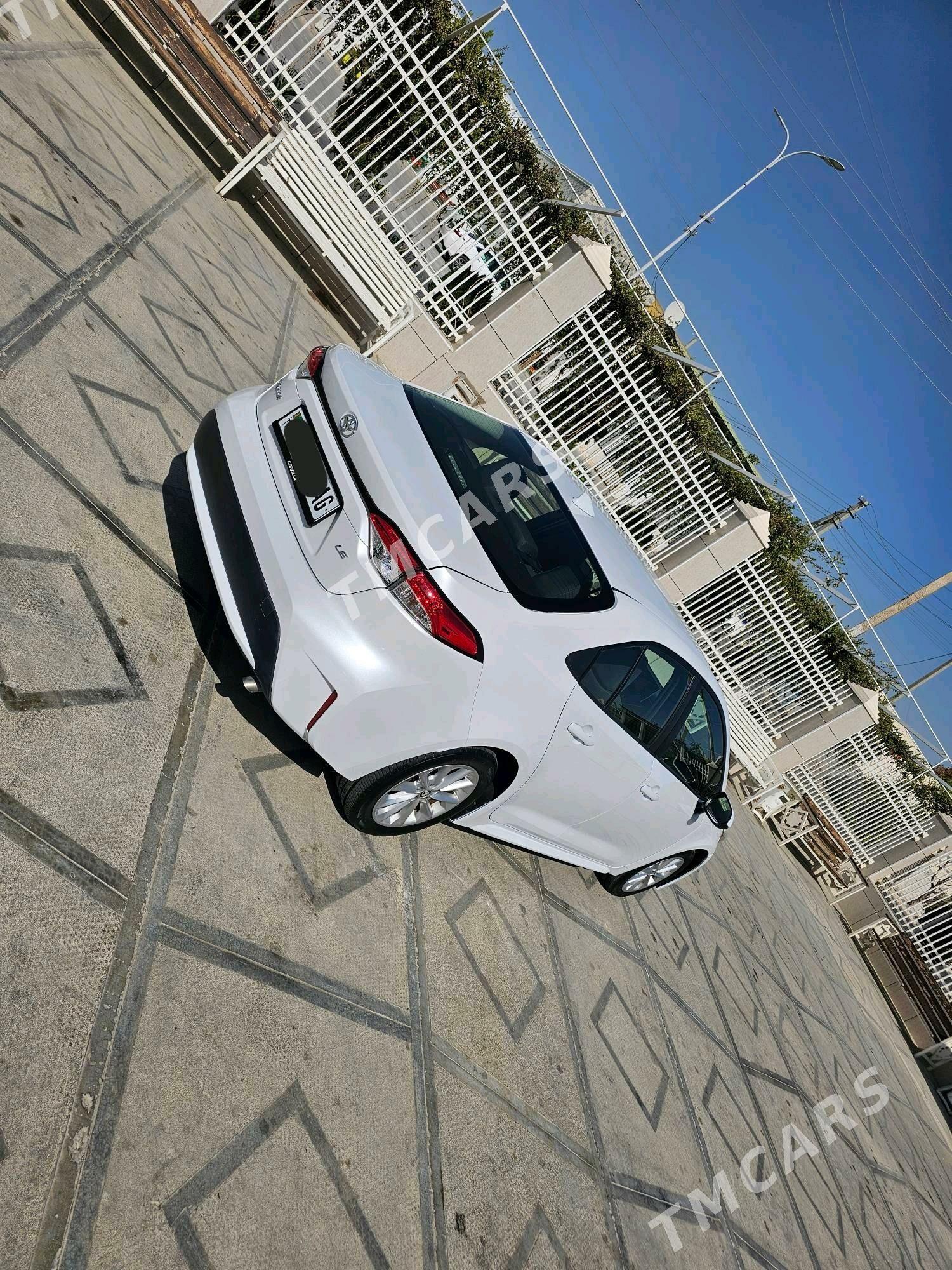 Toyota Corolla 2020 - 247 000 TMT - Ашхабад - img 4