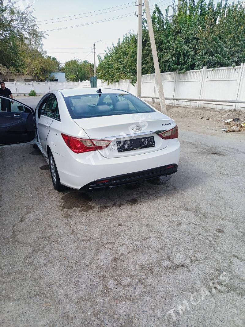 Hyundai Sonata 2010 - 142 000 TMT - Бедев - img 6