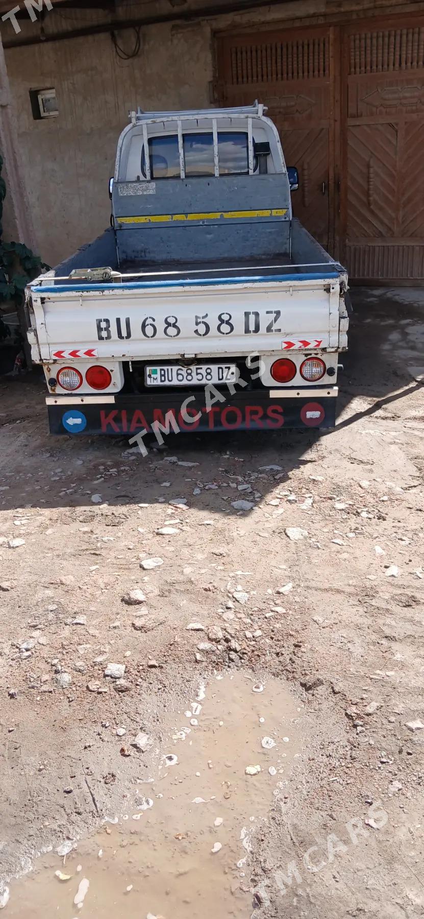 Kia Bongo 2008 - 140 000 TMT - Шабатский этрап - img 3