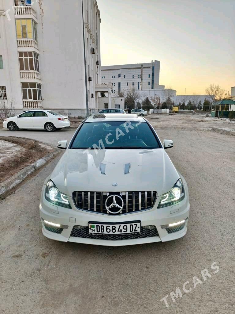 Mercedes-Benz C250 2012 - 250 000 TMT - Дашогуз - img 6