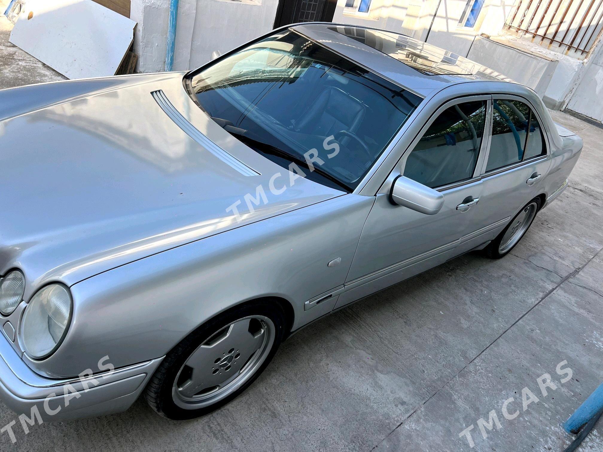Mercedes-Benz E320 1999 - 125 000 TMT - Aşgabat - img 7