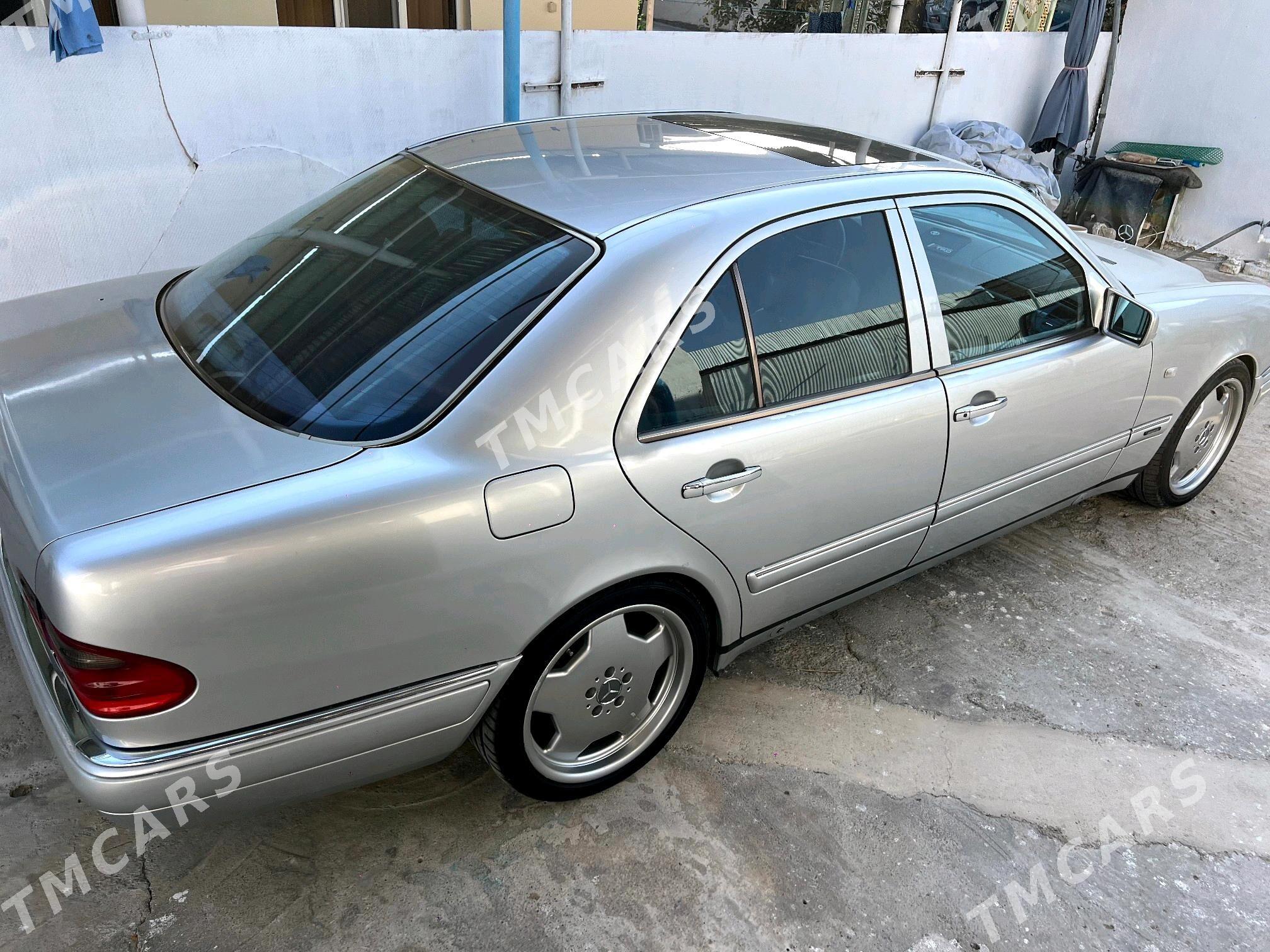 Mercedes-Benz E320 1999 - 125 000 TMT - Aşgabat - img 8