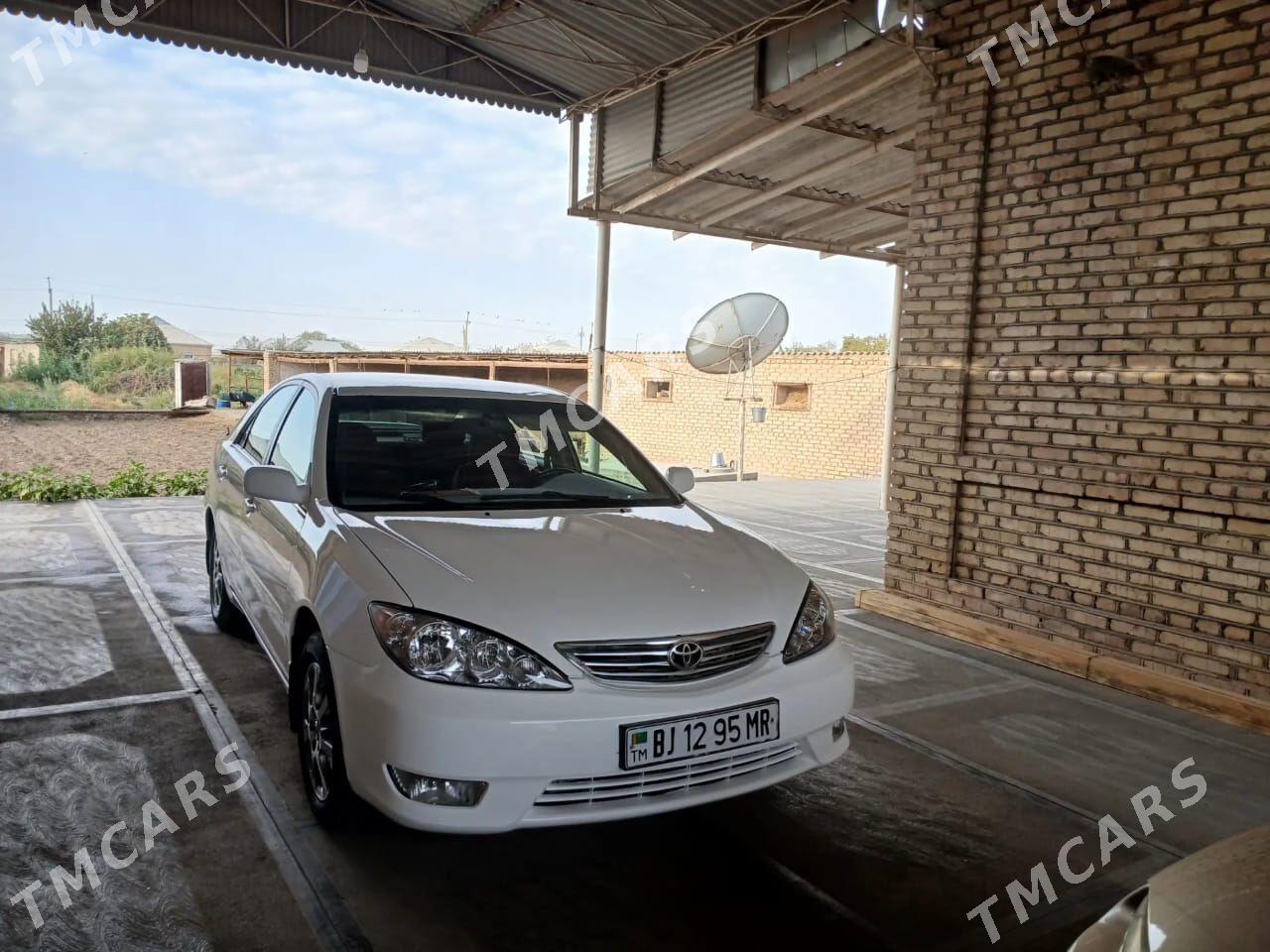 Toyota Camry 2002 - 155 000 TMT - Мургап - img 3