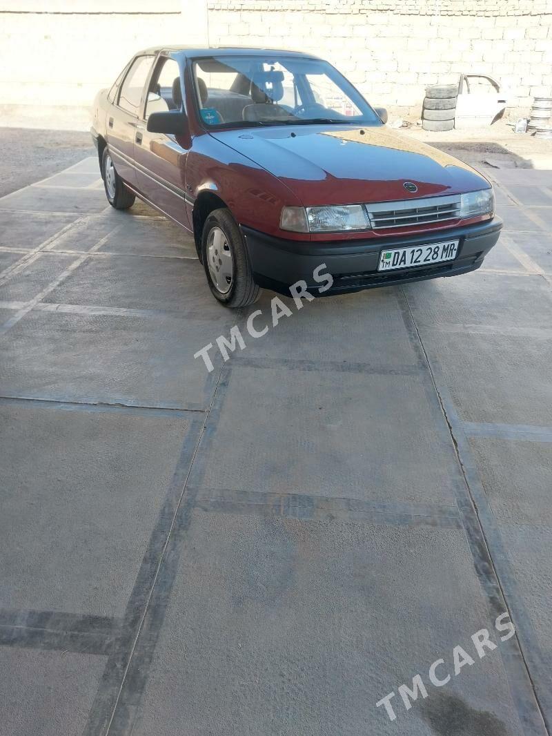 Opel Vectra 1990 - 48 000 TMT - Mary - img 6