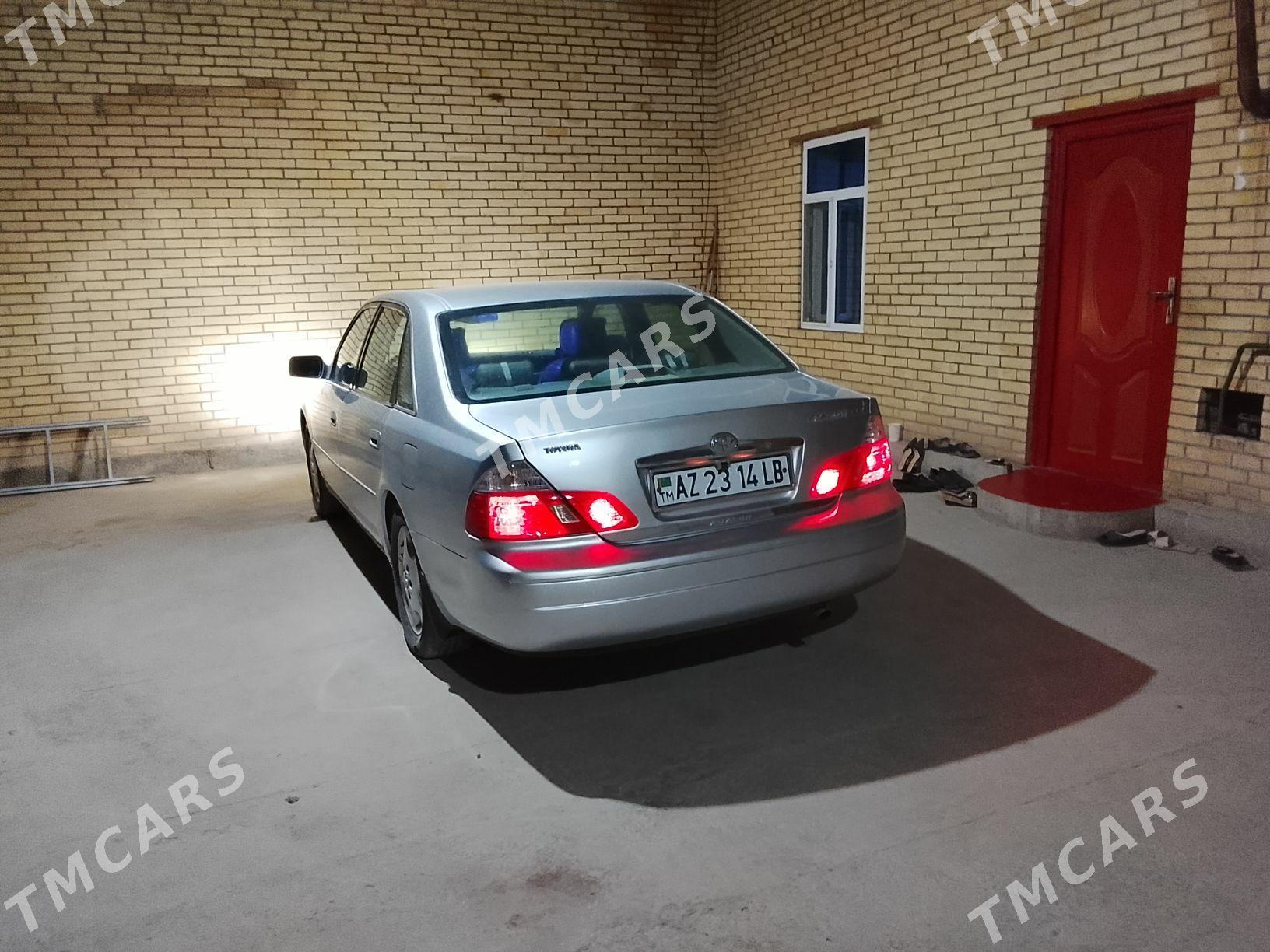 Toyota Avalon 2004 - 200 000 TMT - Çärjew - img 4