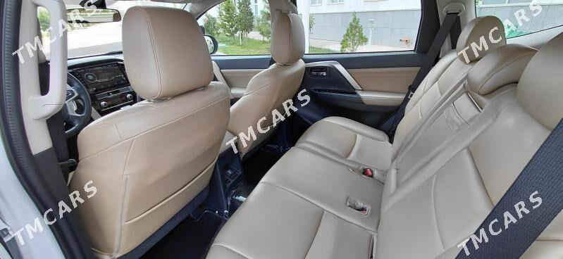 Mitsubishi Pajero 2020 - 402 000 TMT - ул. Подвойского (Битарап Туркменистан шаёлы) - img 8