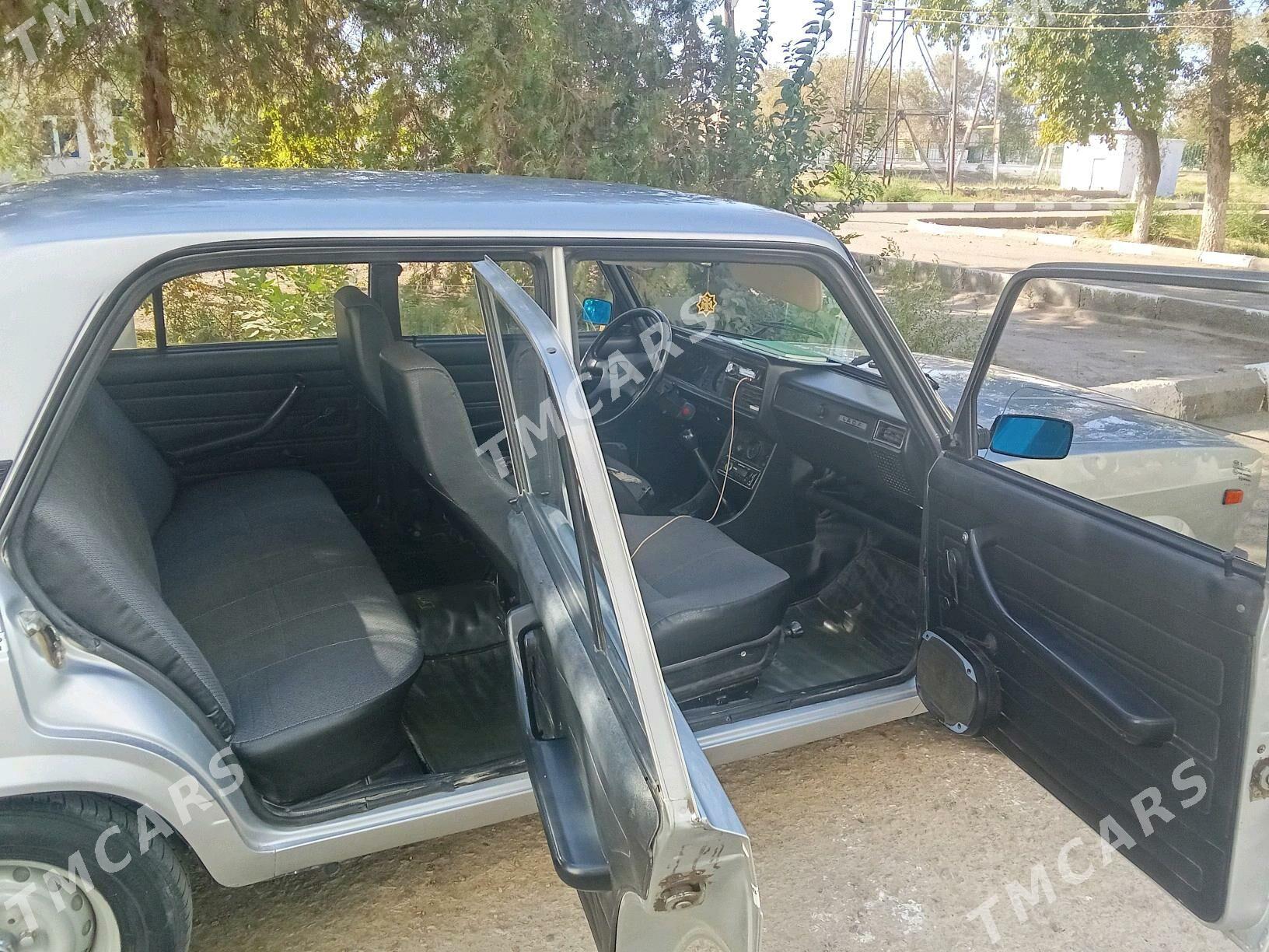 Lada 2107 2011 - 68 000 TMT - Гурбансолтан Едже - img 7
